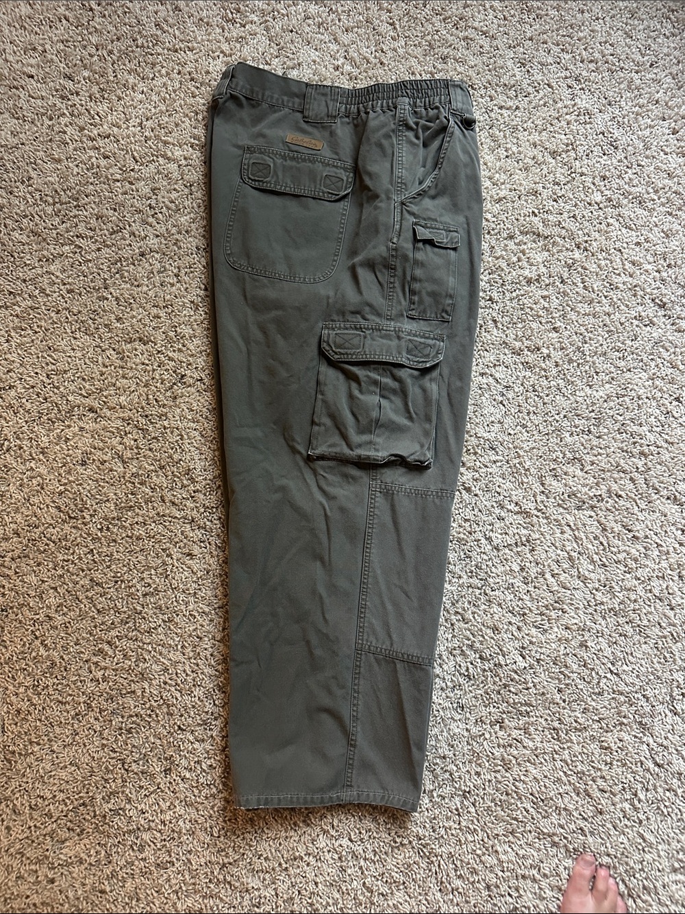 Cabela's Olive Green Men's Cargo Pants with Multiple Utility Pockets